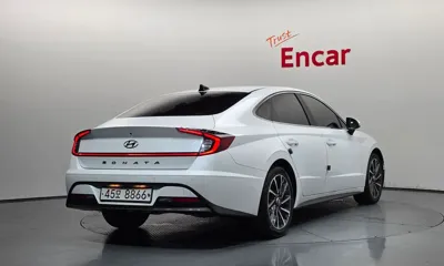 Hyundai Sonata 2020, 70661 км, за 9901 USD - фото 2