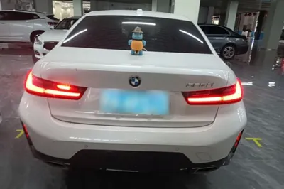 BMW 3 Series 2024, 61500 км, за 28786 USD