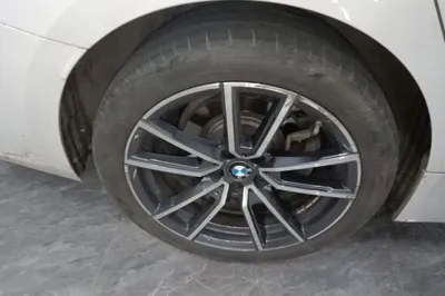 BMW 3 Series 2024, 61500 км, за 28786 USD - фото 11