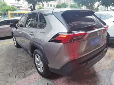 Toyota RAV4 2023, 24000 км, за 14525.93 USD