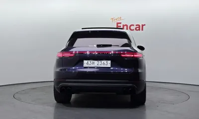 Porsche Cayenne 2019, 87221 км, за 39006.59 USD