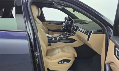 Porsche Cayenne 2019, 87221 км, за 39006.59 USD - фото 11