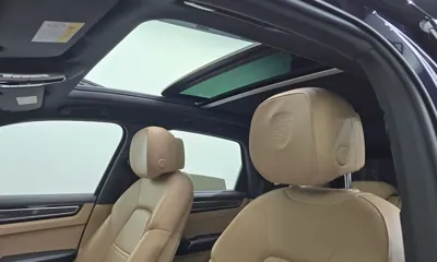 Porsche Cayenne 2019, 87221 км, за 39006.59 USD - фото 19