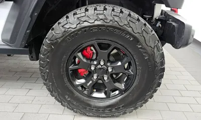 Jeep Wrangler 2023, 29471 км, за 38623.21 USD