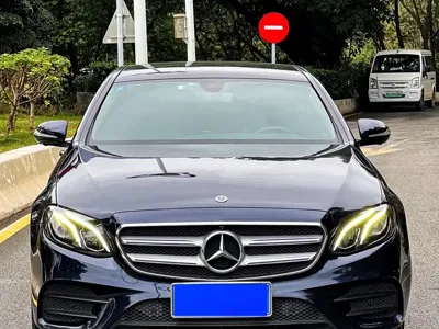 Mercedes-Benz E-Class 2020, 80000 км, за 28839.94 USD