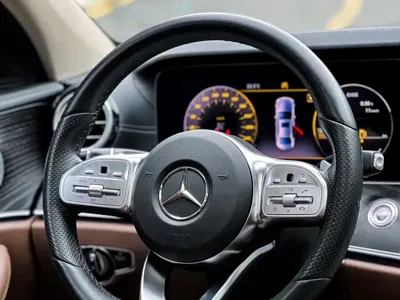 Mercedes-Benz E-Class 2020, 80000 км, за 28879.14 USD - фото 8