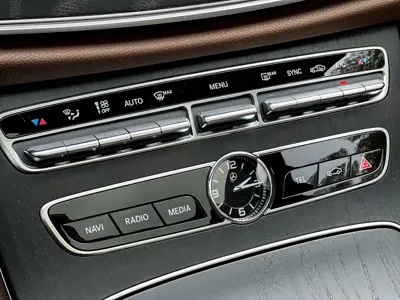 Mercedes-Benz E-Class 2020, 80000 км, за 28879.14 USD - фото 10