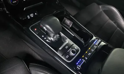 Kia Stinger 2018, 122410 км, за 11080.28 USD - фото 9