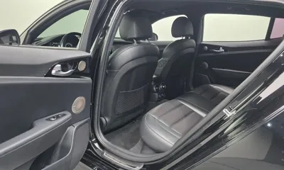 Kia Stinger 2018, 122410 км, за 11080.28 USD - фото 17