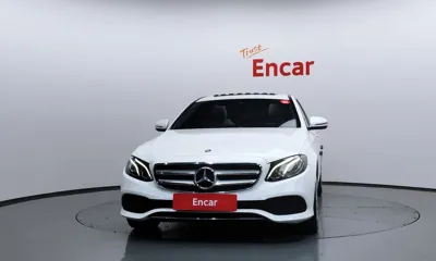 Mercedes-Benz E-Class 2018, 110195 км, за 13991.06 USD