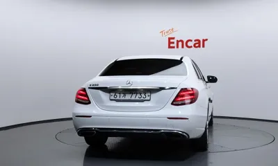 Mercedes-Benz E-Class 2018, 110195 км, за 13991.06 USD