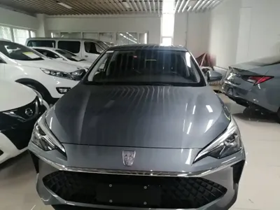 Roewe i5 2024, 10500 км, за 7186.13 USD