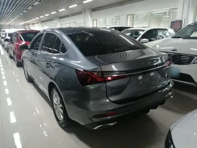 Roewe i5 2024, 10500 км, за 7186.13 USD
