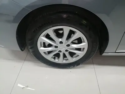 Roewe i5 2024, 10500 км, за 7186.13 USD - фото 23