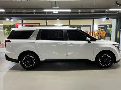 Kia Canival 2025, 9523 км, за 22801.31 USD