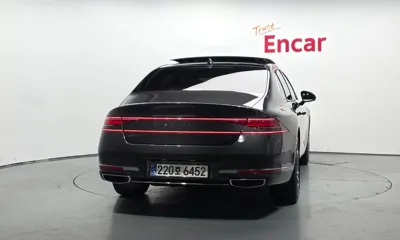 Genesis G90 2023, 60773 км, за 45884.21 USD