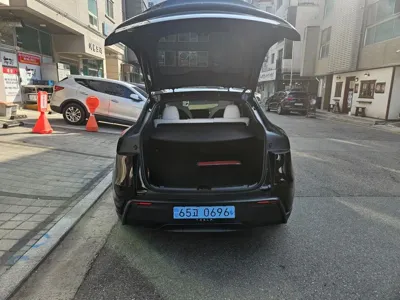 Tesla Model Y 2026, 748 км, за 24917.11 USD - фото 16