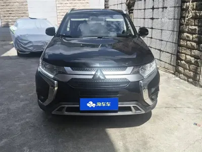 Mitsubishi Outlander 2020, 68000 км, за 8545.87 USD