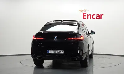 BMW X4 2022, 69835 км, за 30488.19 USD