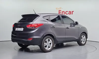 Hyundai Tucson 2013, 148565 км, за 4463.7 USD