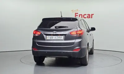 Hyundai Tucson 2013, 148565 км, за 4463.7 USD