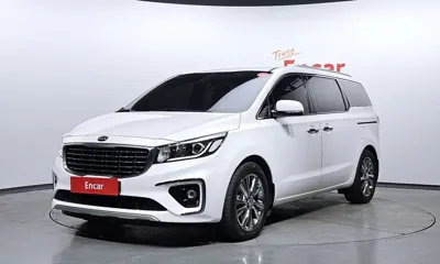 Kia Canival · 2019 год