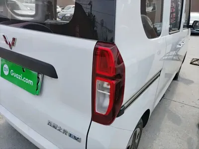 Wuling Zhiguang EV 2026, 500 км, за 7989.84 USD - фото 8