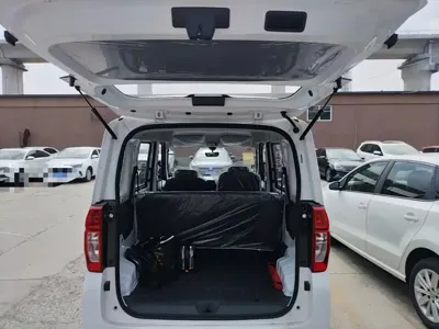 Wuling Zhiguang EV 2026, 500 км, за 7989.84 USD - фото 19