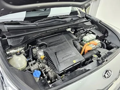 Kia Niro 2020, 128081 км, за 9142.33 USD - фото 6