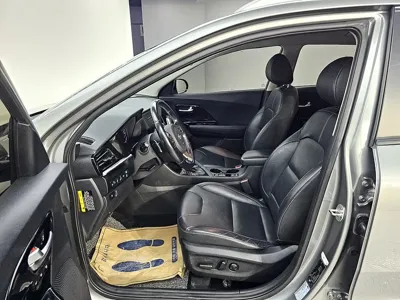Kia Niro 2020, 128081 км, за 9142.33 USD - фото 8