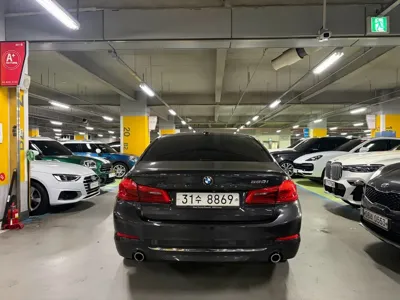 BMW 5-Series 2019, 69218 км, за 14873.09 USD