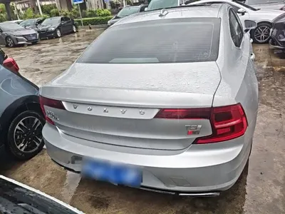 Volvo S90 2020, 95700 км, за 15700.29 USD - фото 6