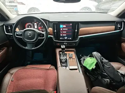 Volvo S90 2020, 95700 км, за 15700.29 USD - фото 10