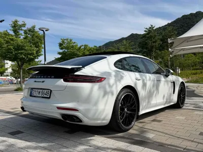 Porsche Panamera 2018, 91500 км, за 47924.41 USD