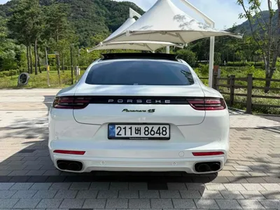 Porsche Panamera 2018, 91500 км, за 47924.41 USD