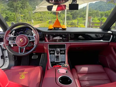 Porsche Panamera 2018, 91500 км, за 47924.41 USD - фото 6