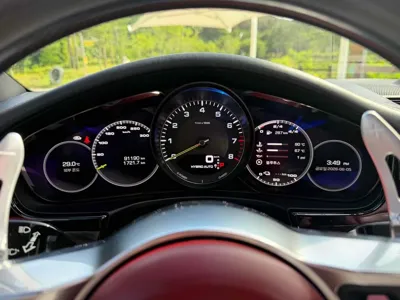 Porsche Panamera 2018, 91500 км, за 47924.41 USD - фото 8