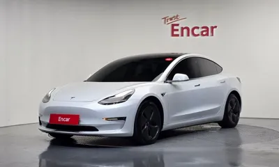 Tesla Model 3 · 2020 год