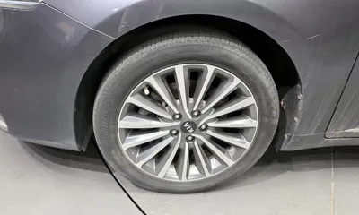 Kia K7 2016, 157802 км, за 5235.23 USD