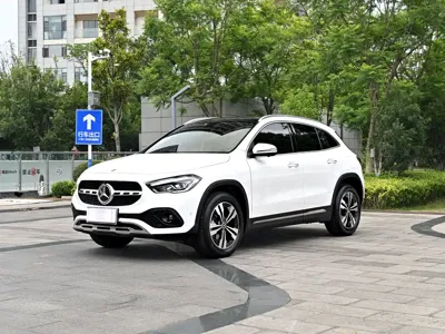 Mercedes-Benz GLA · 2021 год