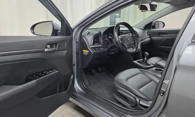 Hyundai Avante 2018, 24741 км, за 5785.61 USD - фото 10