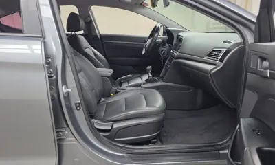 Hyundai Avante 2018, 24741 км, за 5785.61 USD - фото 11