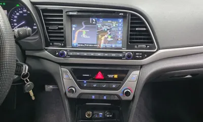 Hyundai Avante 2018, 24741 км, за 5785.61 USD - фото 16