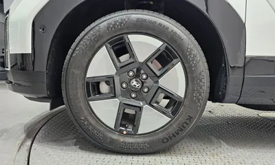 Hyundai Santafe 2024, 9532 км, за 26847.84 USD