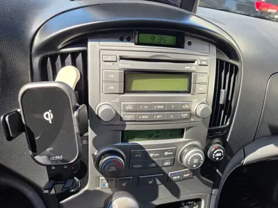 Hyundai Starex 2014, 161652 км, за 4923.2 USD