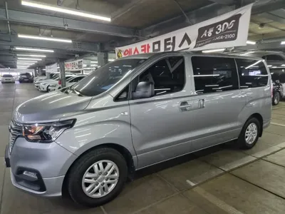 Hyundai Starex 2019, 102191 км, за 8660.54 USD