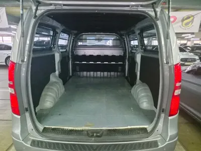 Hyundai Starex 2019, 102191 км, за 8660.54 USD