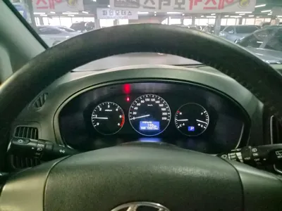 Hyundai Starex 2019, 102191 км, за 8660.54 USD - фото 7