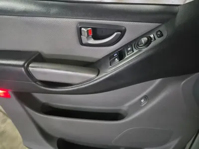 Hyundai Starex 2019, 102191 км, за 8660.54 USD - фото 9