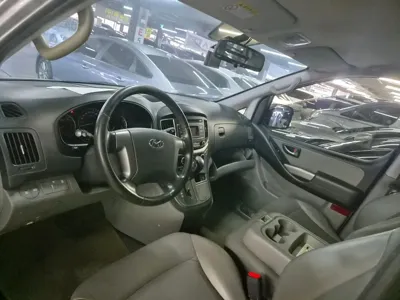 Hyundai Starex 2019, 102191 км, за 8660.54 USD - фото 13
